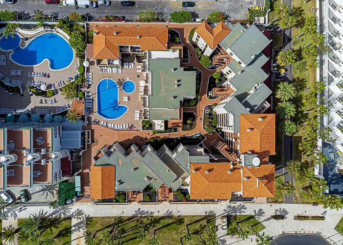 Апартаменти Go2tenerife Apart'elisa Near The & Pool View